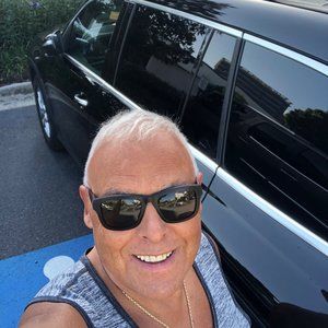 Meet your Posher, Michael